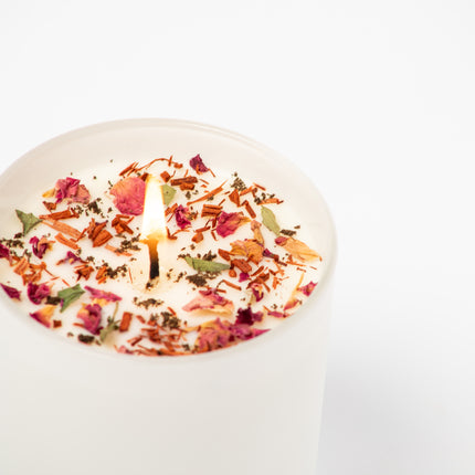 Secret Garden Glass Candle | Bergamot, Tonka & Oud - Take time to relax