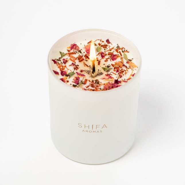 Secret Garden Glass Candle | Bergamot, Tonka & Oud - Take time to relax